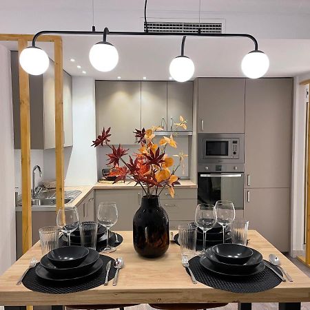 Puerto Banus Beach Moderno Apartamento Marbella Luaran gambar