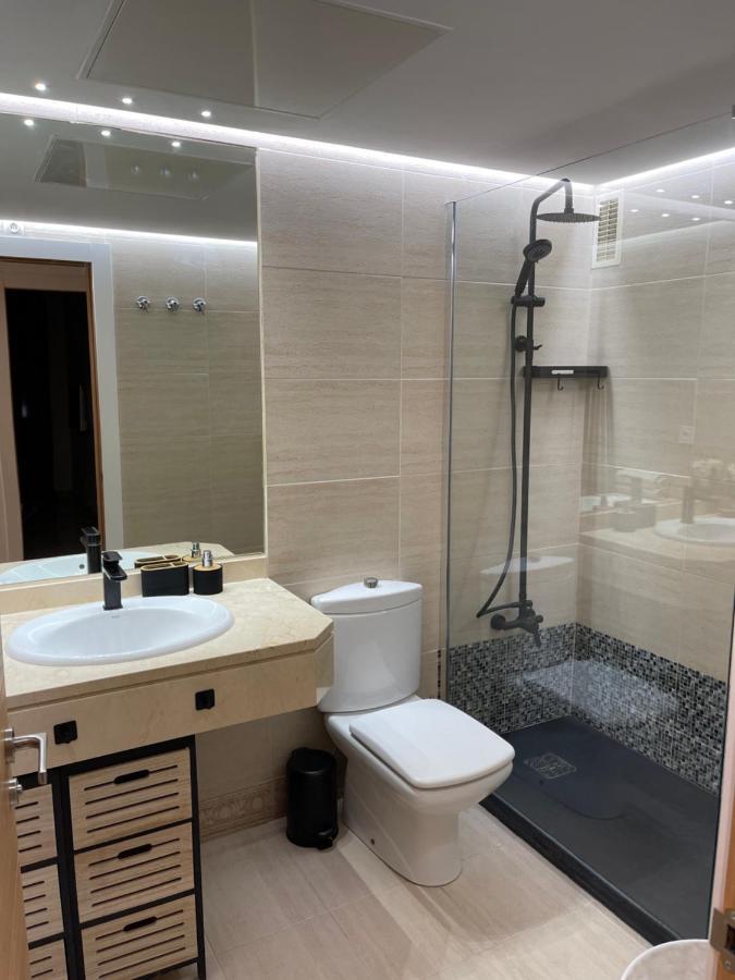 Puerto Banus Beach Moderno Apartamento Marbella Luaran gambar