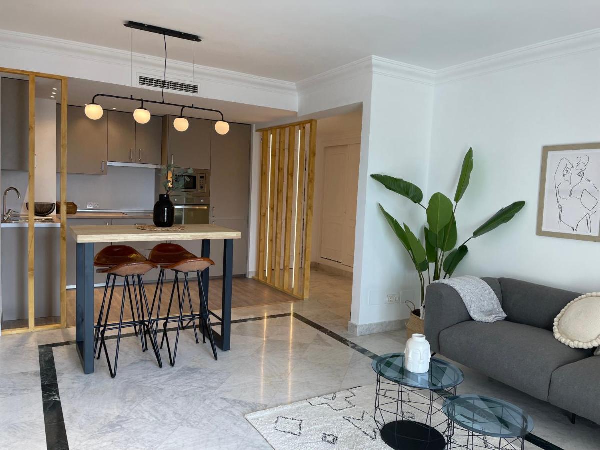 Puerto Banus Beach Moderno Apartamento Marbella Luaran gambar