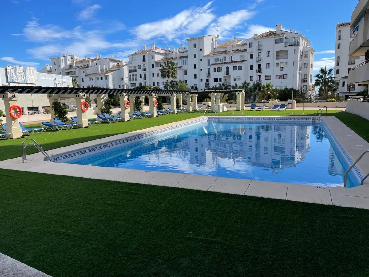 Puerto Banus Beach Moderno Apartamento Marbella Luaran gambar